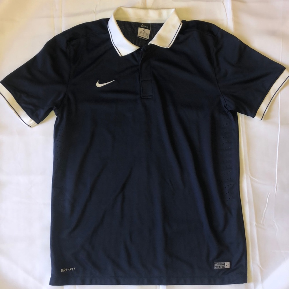 Nike polo shirt size M